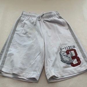 Urban Pipeline White Mesh Shorts with pockets
